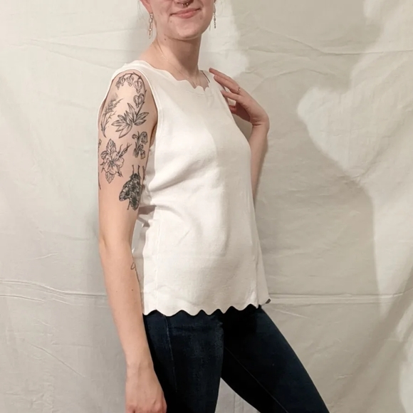 Cable & Gauge Tops - cable & gauge | White Knit Scalloped Tank